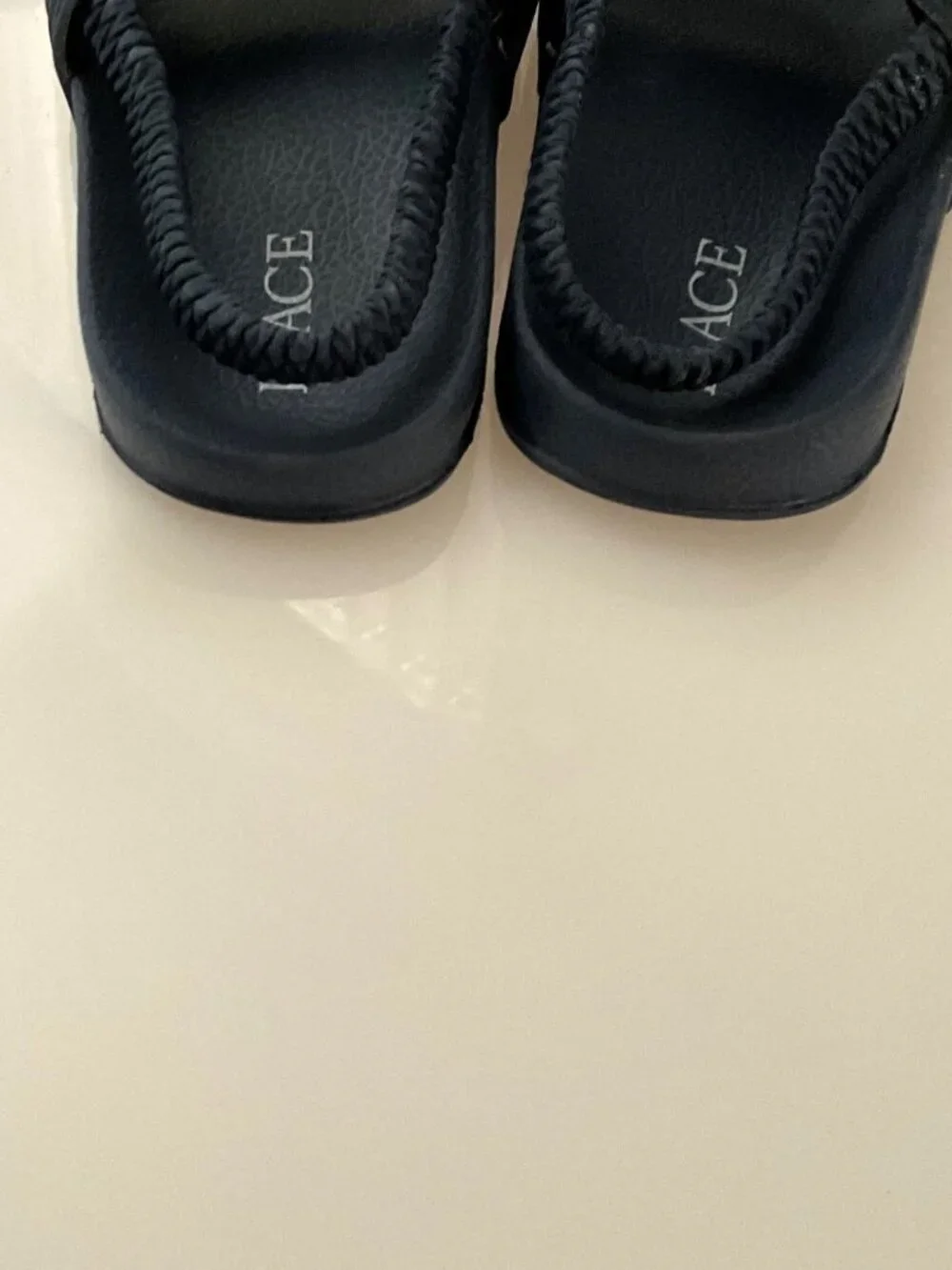 SCULPTED STRIPE NAVY BLUE KIDS SLIDES QUICK CLOSE FASTENER